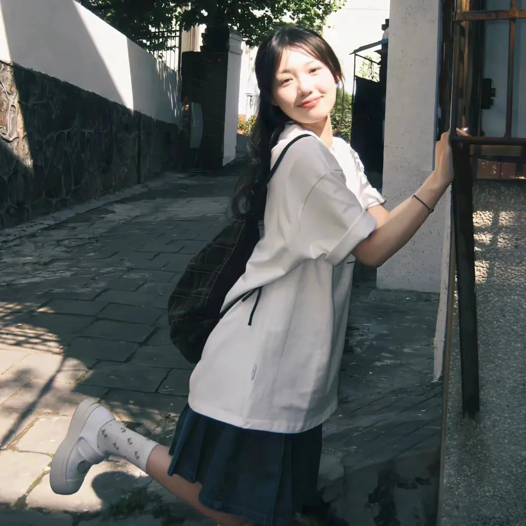 歌喉赞